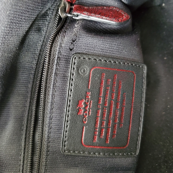 Coach Bag With Coin Wallet - Picture 6 of 6